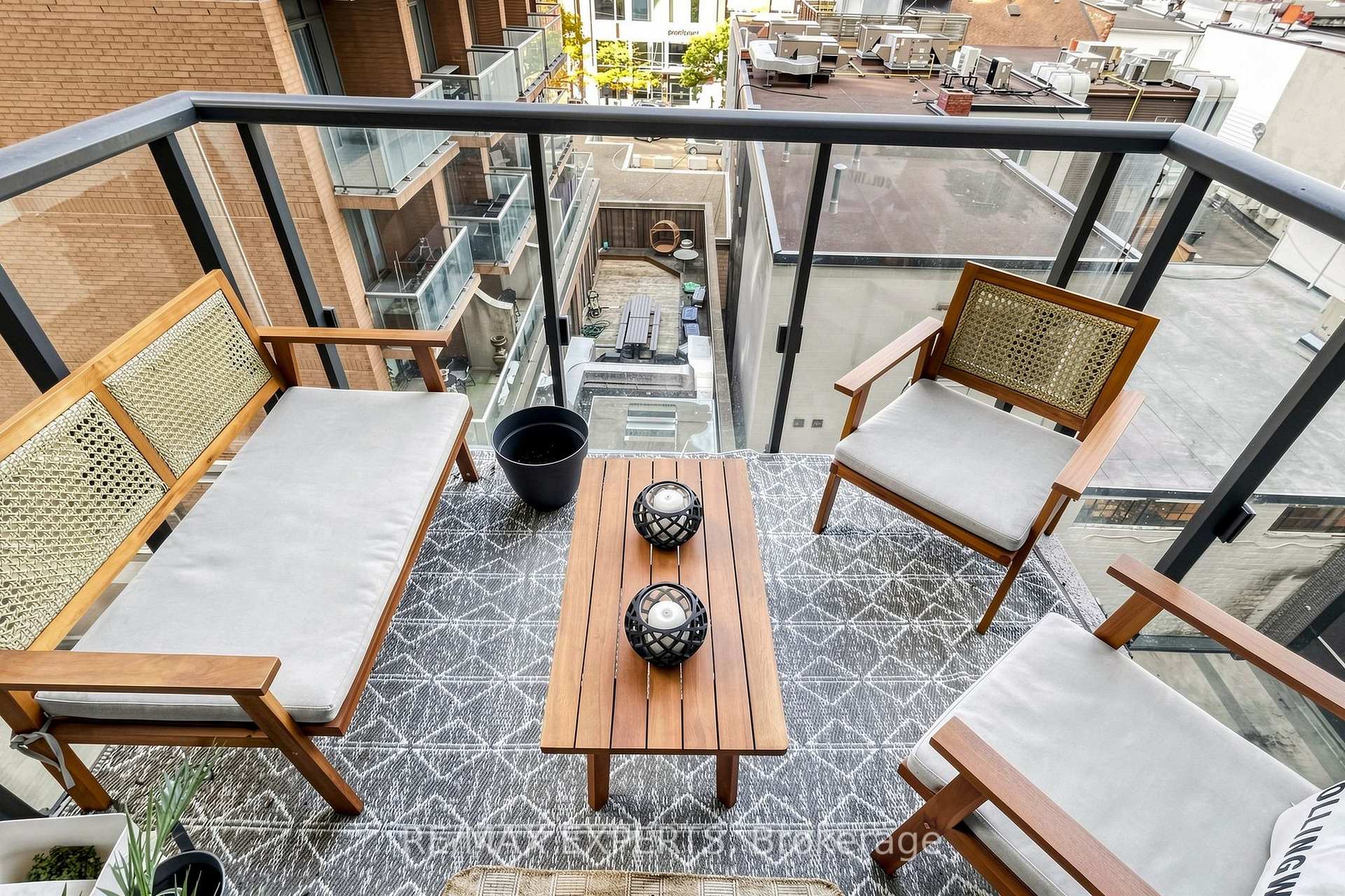 Photo 36 of Unit 510, 158 Front Street, Toronto, Moss Park — HOMEH