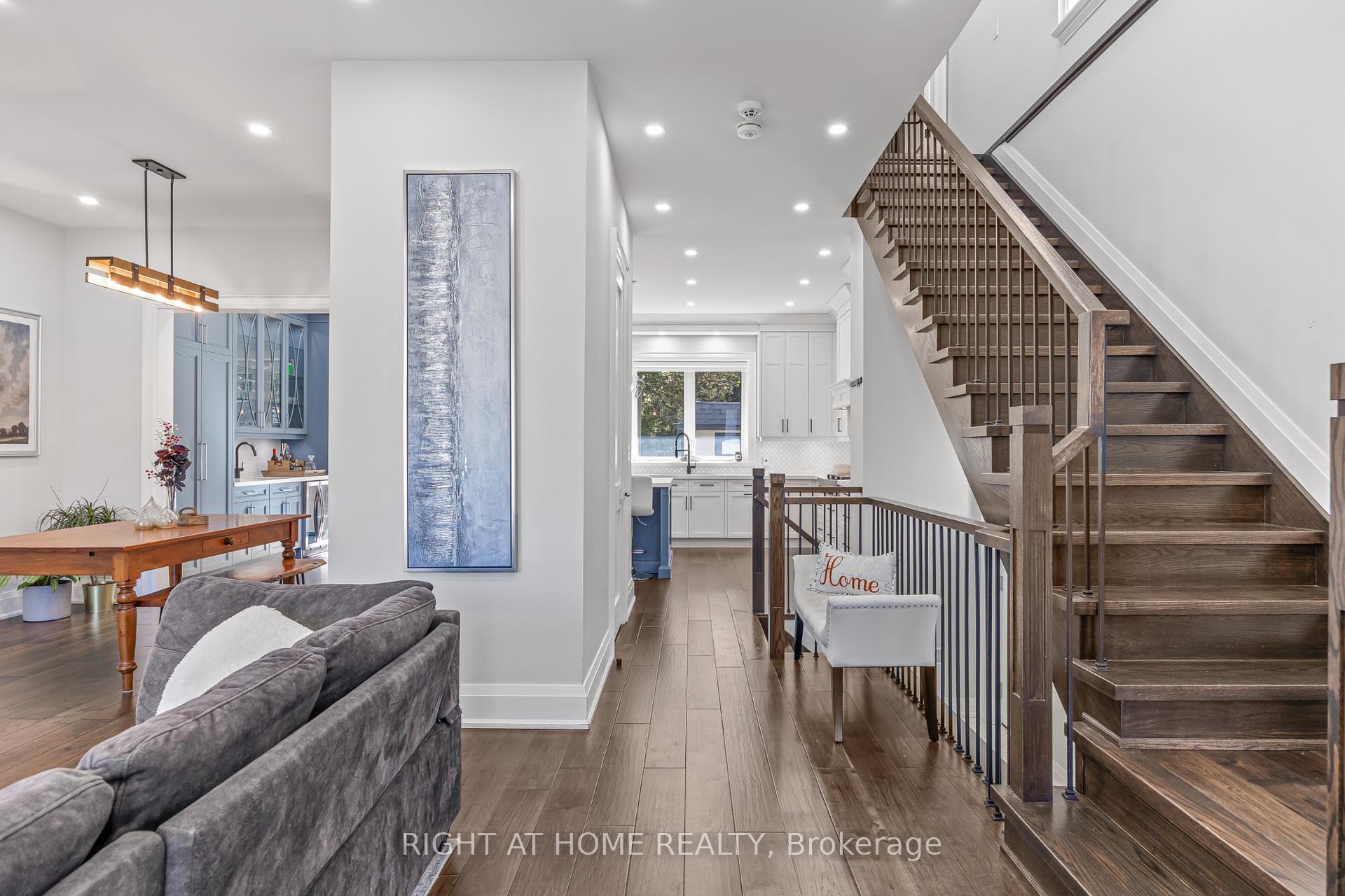 Photo 3 of 51 Cynthia Road, Toronto, Rockcliffe-Smythe — HOMEH