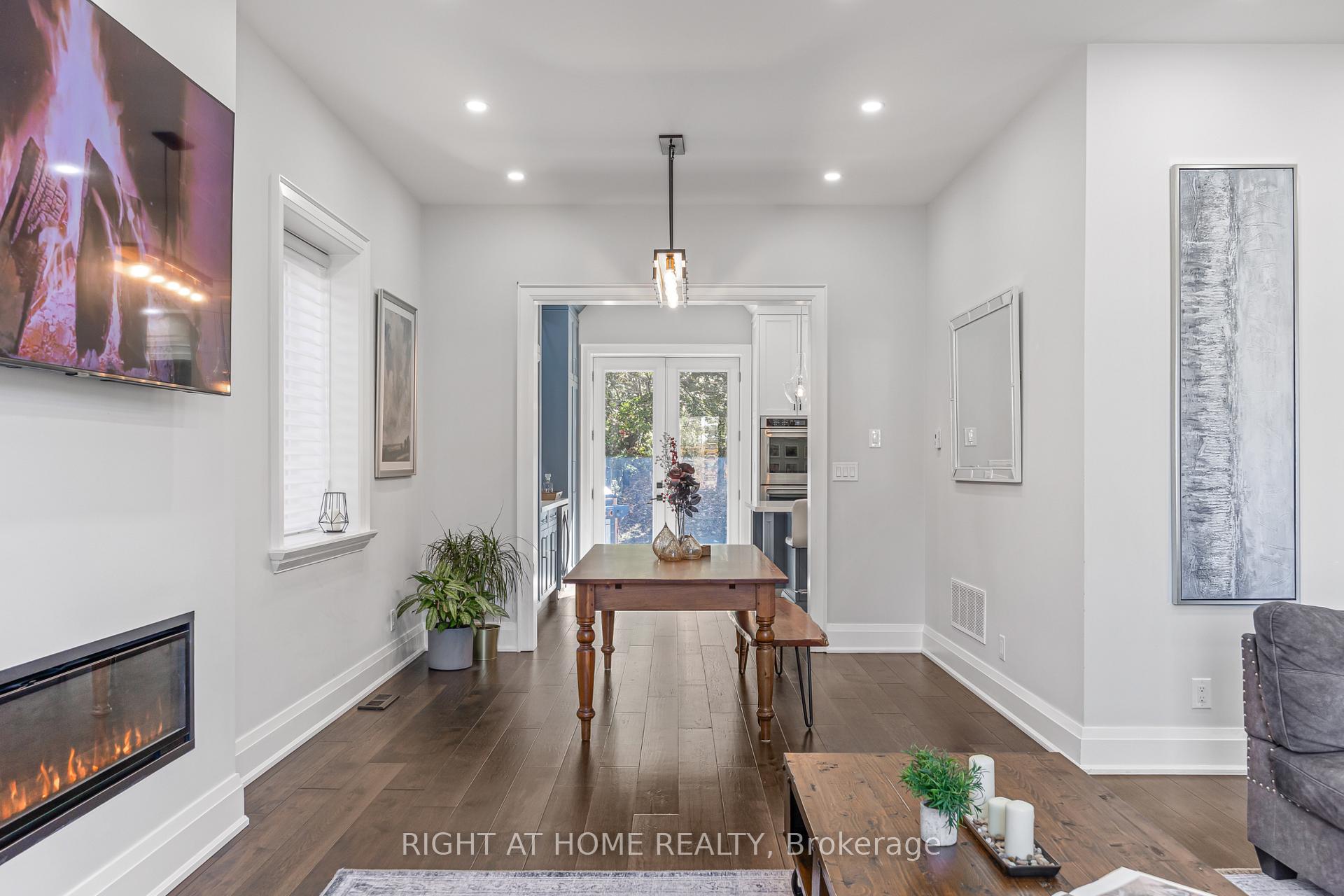 Photo 7 of 51 Cynthia Road, Toronto, Rockcliffe-Smythe — HOMEH