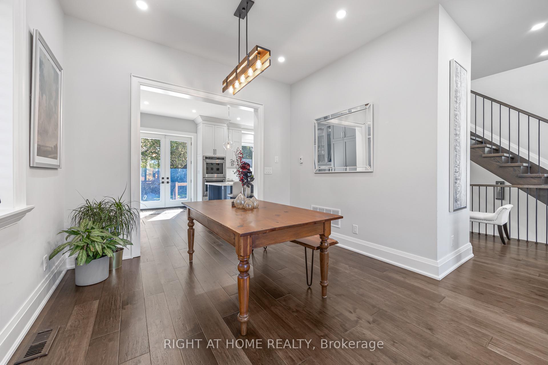 Photo 17 of 51 Cynthia Road, Toronto, Rockcliffe-Smythe — HOMEH