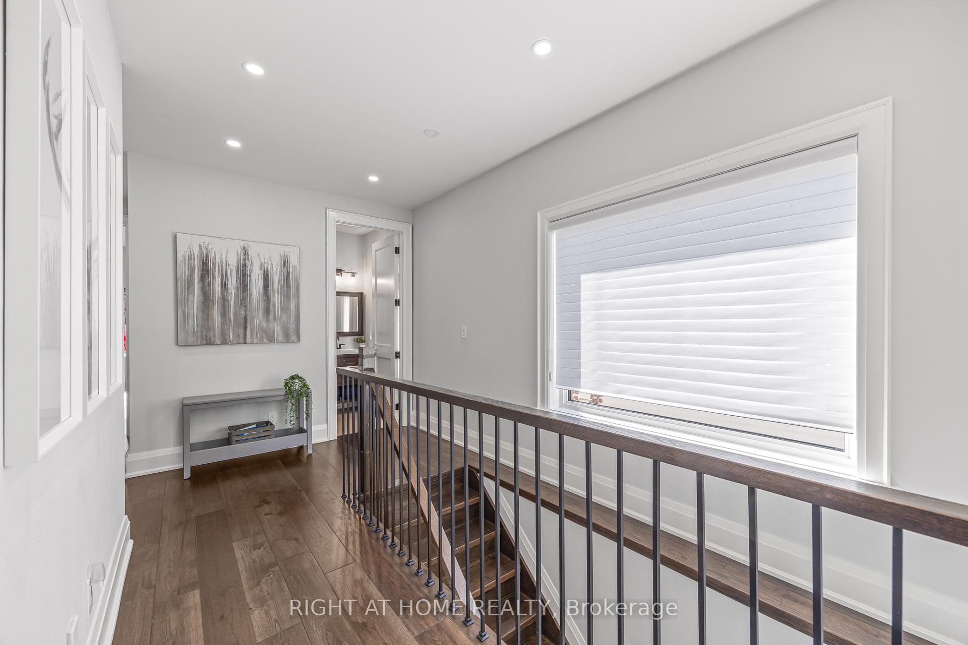 Photo 20 of 51 Cynthia Road, Toronto, Rockcliffe-Smythe — HOMEH