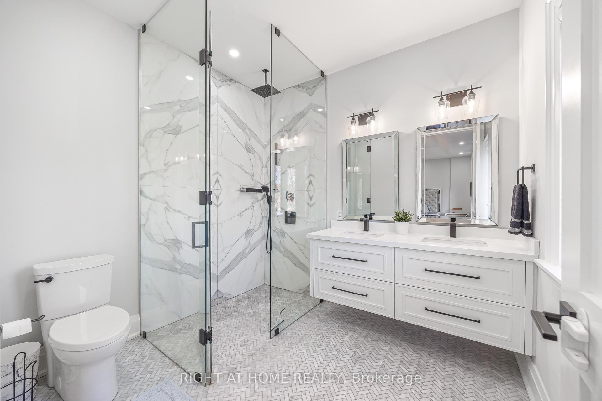 Photo 25 of 51 Cynthia Road, Toronto, Rockcliffe-Smythe — HOMEH