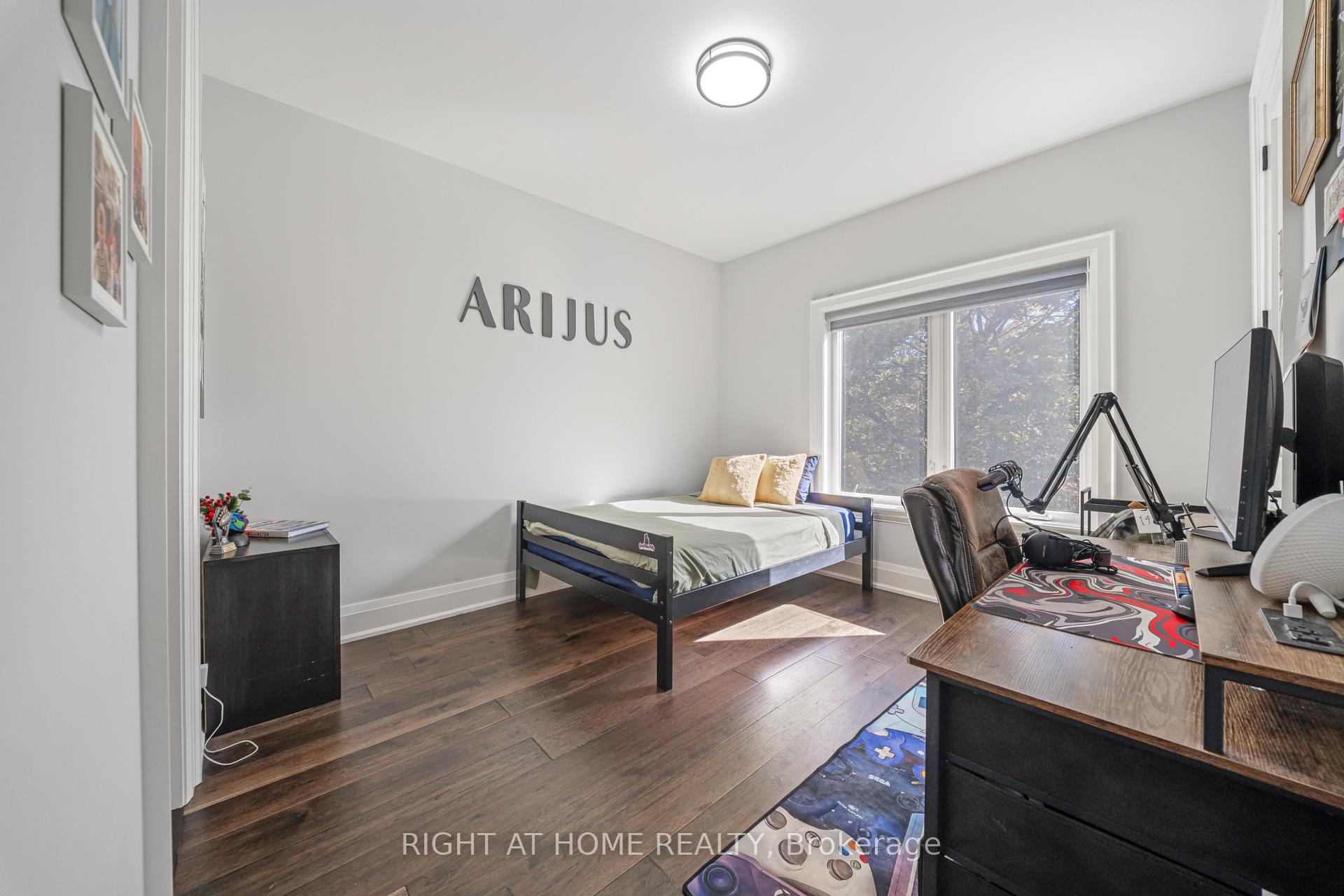 Photo 31 of 51 Cynthia Road, Toronto, Rockcliffe-Smythe — HOMEH