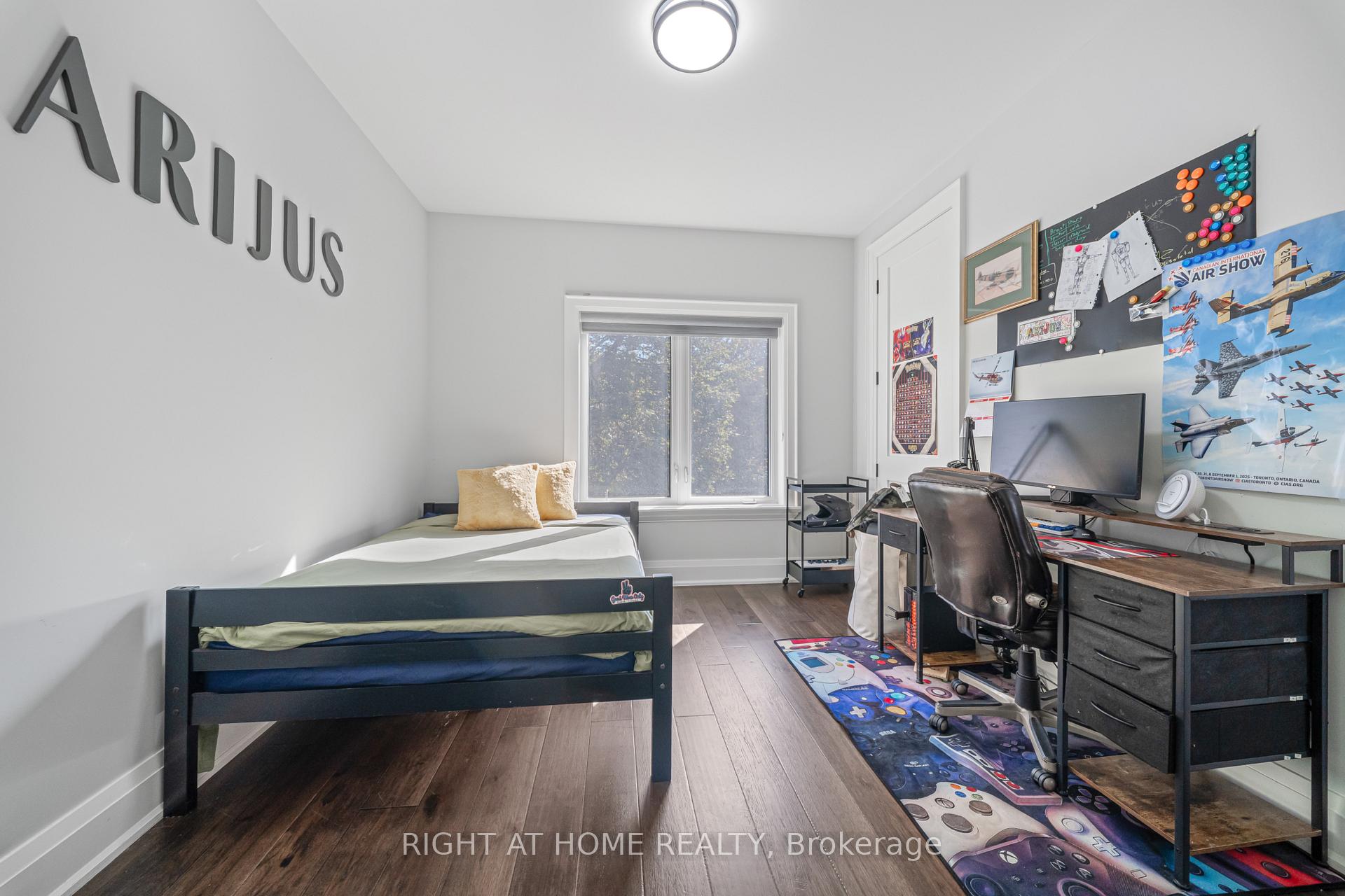 Photo 34 of 51 Cynthia Road, Toronto, Rockcliffe-Smythe — HOMEH