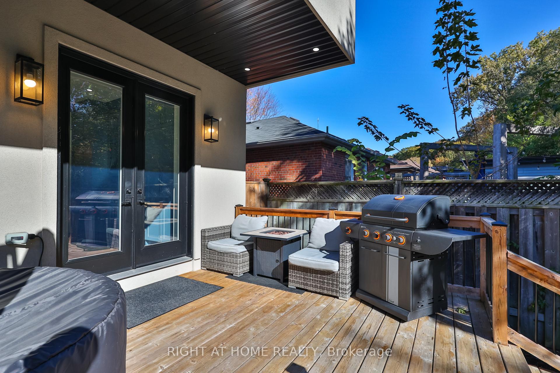 Photo 44 of 51 Cynthia Road, Toronto, Rockcliffe-Smythe — HOMEH