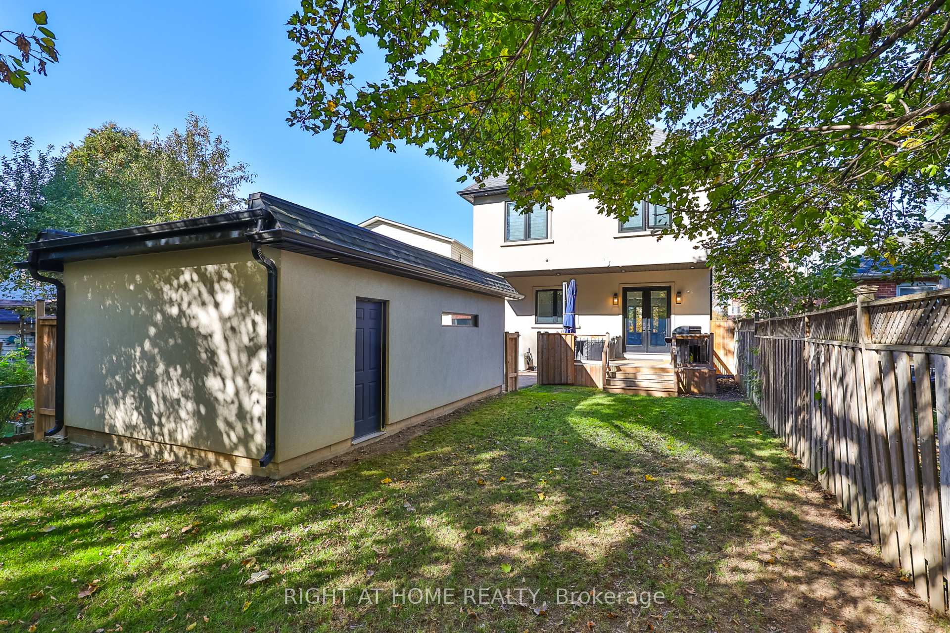 Photo 47 of 51 Cynthia Road, Toronto, Rockcliffe-Smythe — HOMEH