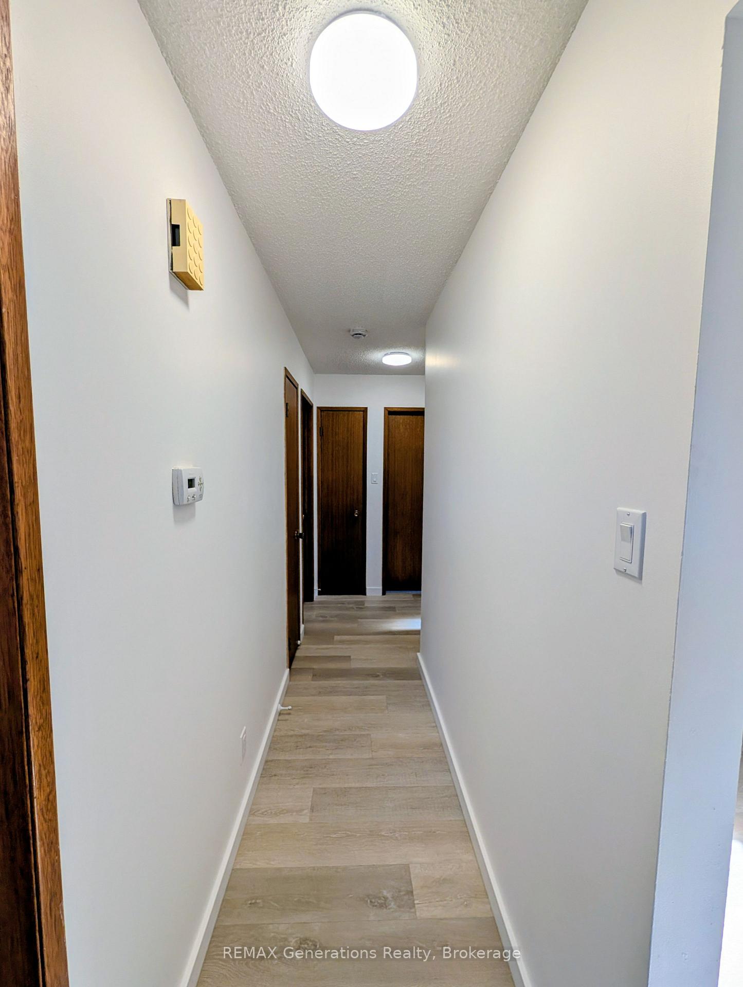 Photo 19 of 545 Lanark Crescent, Thunder Bay, County Park — HOMEH