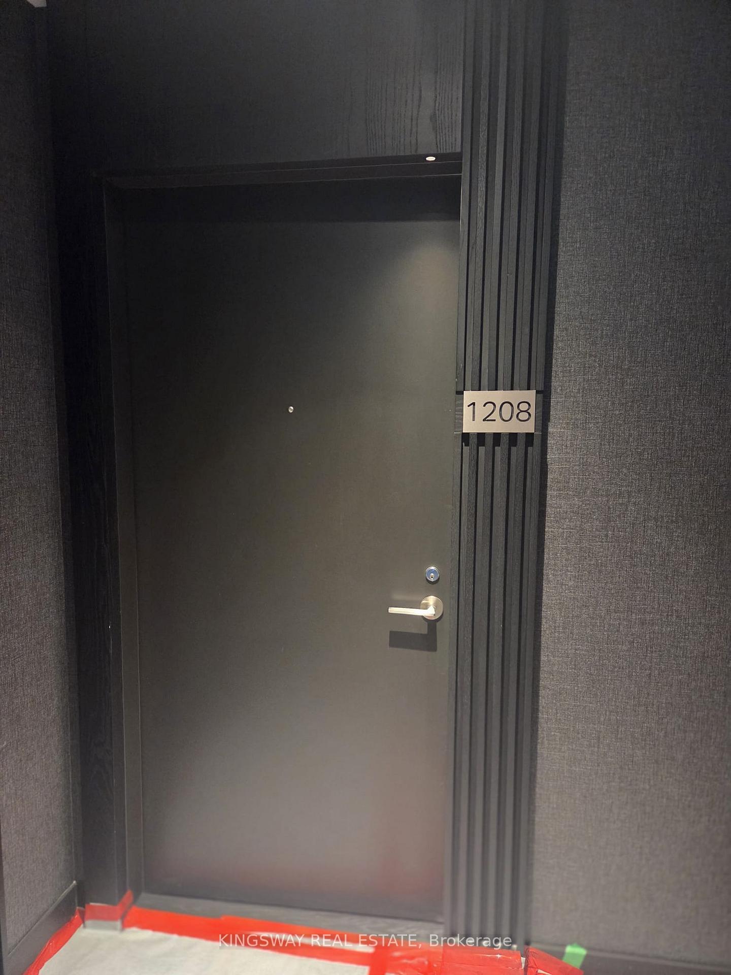 Photo 1 of Unit 1208, 110 Broadway Avenue, Toronto, Mount Pleasant West — HOMEH