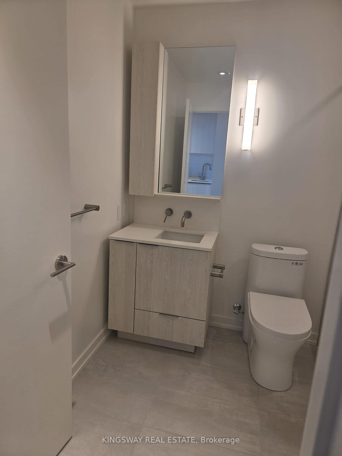Photo 10 of Unit 1208, 110 Broadway Avenue, Toronto, Mount Pleasant West — HOMEH