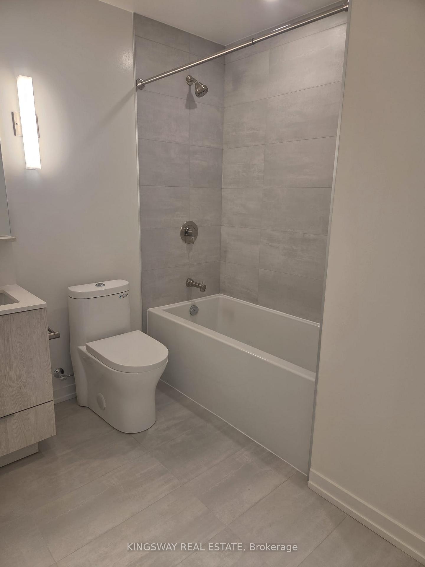 Photo 11 of Unit 1208, 110 Broadway Avenue, Toronto, Mount Pleasant West — HOMEH