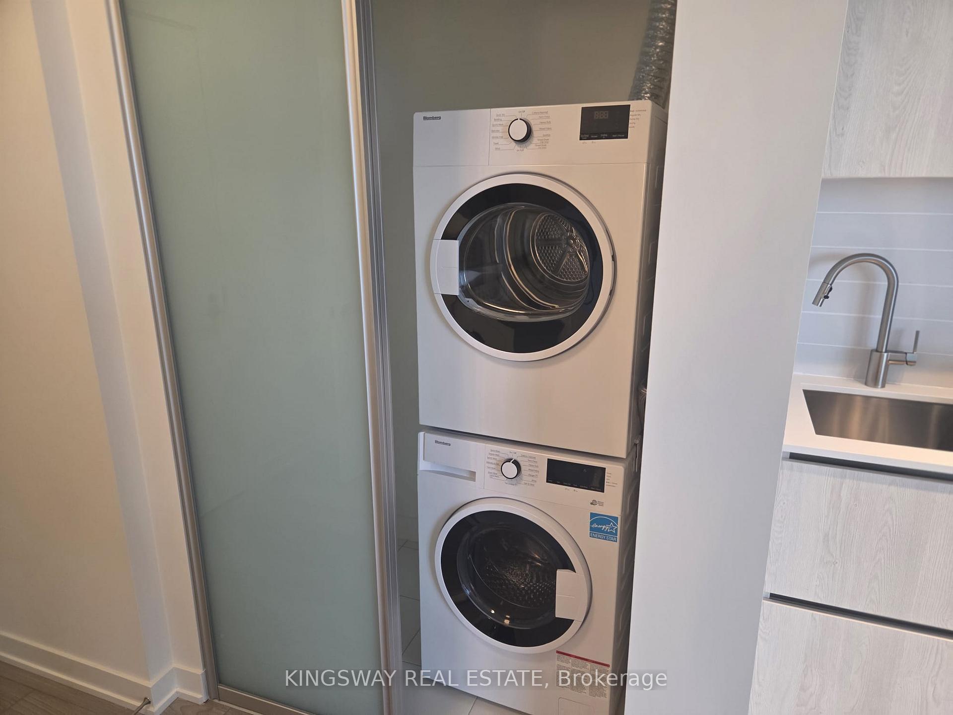 Photo 12 of Unit 1208, 110 Broadway Avenue, Toronto, Mount Pleasant West — HOMEH
