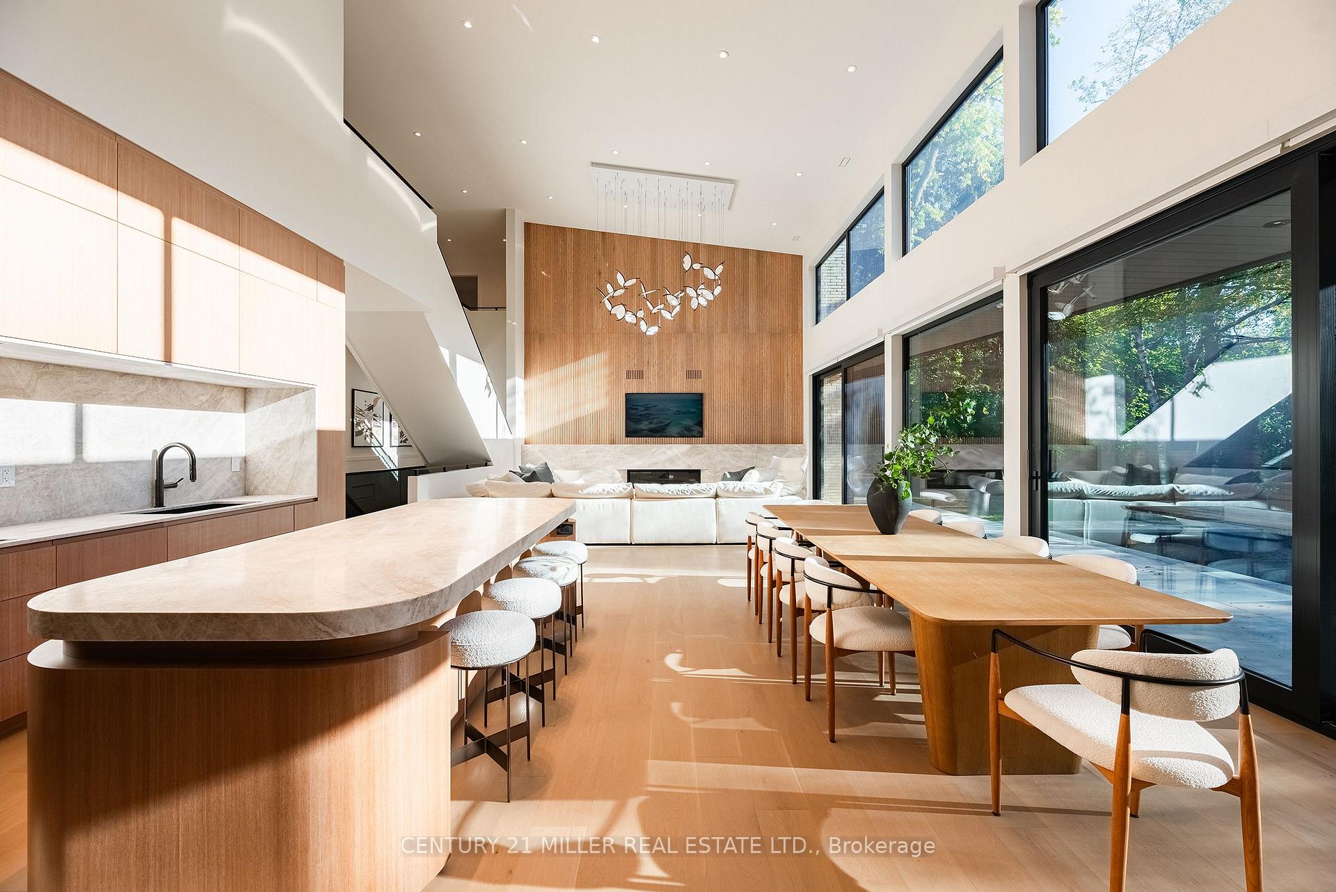 Photo 12 of 222 Burgundy Drive, Oakville, Morrison — HOMEH