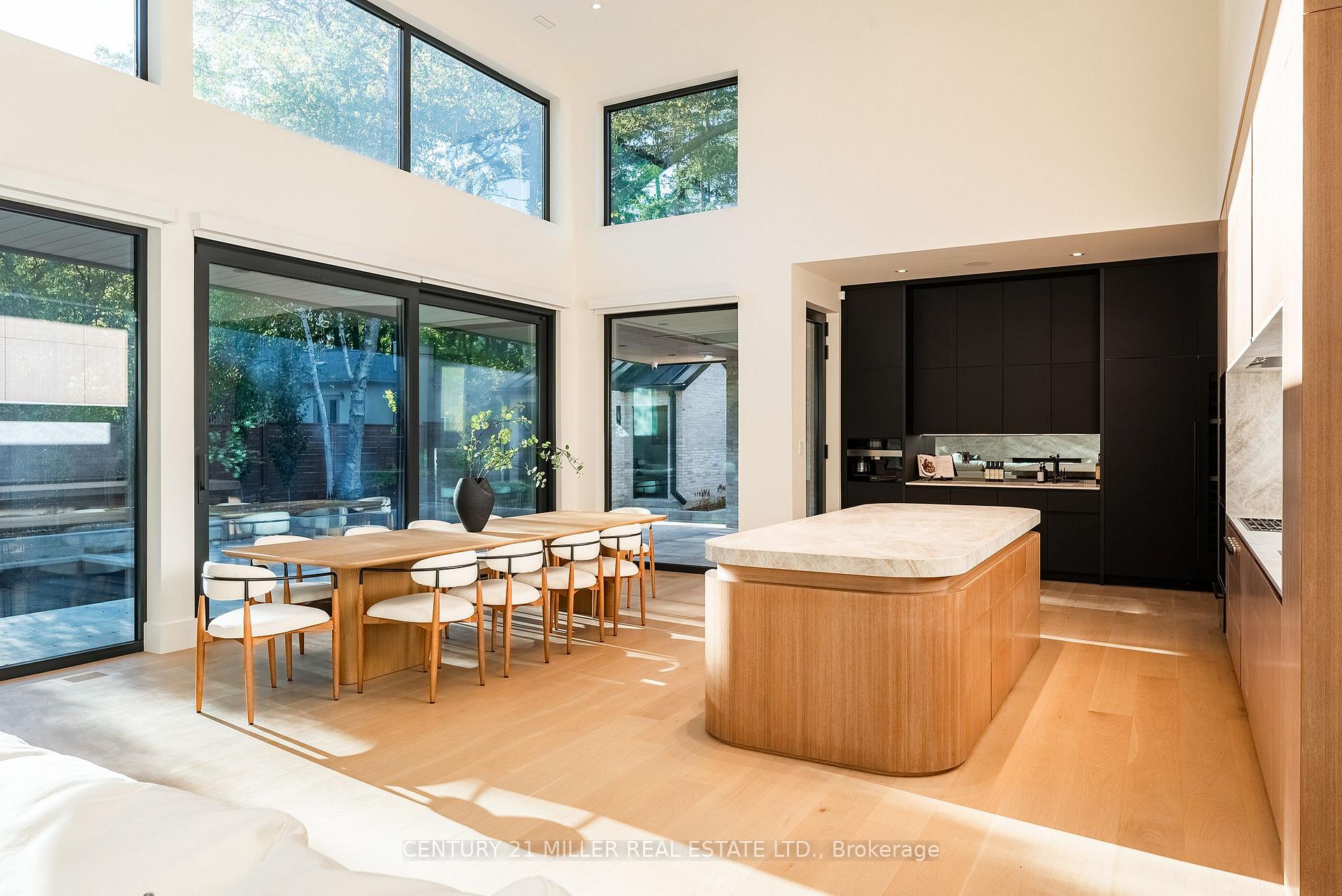 Photo 13 of 222 Burgundy Drive, Oakville, Morrison — HOMEH