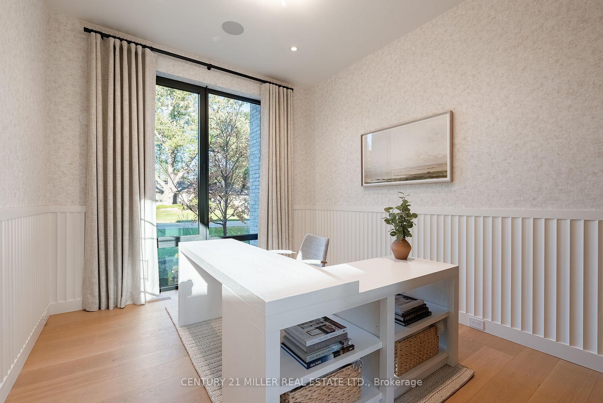 Photo 19 of 222 Burgundy Drive, Oakville, Morrison — HOMEH