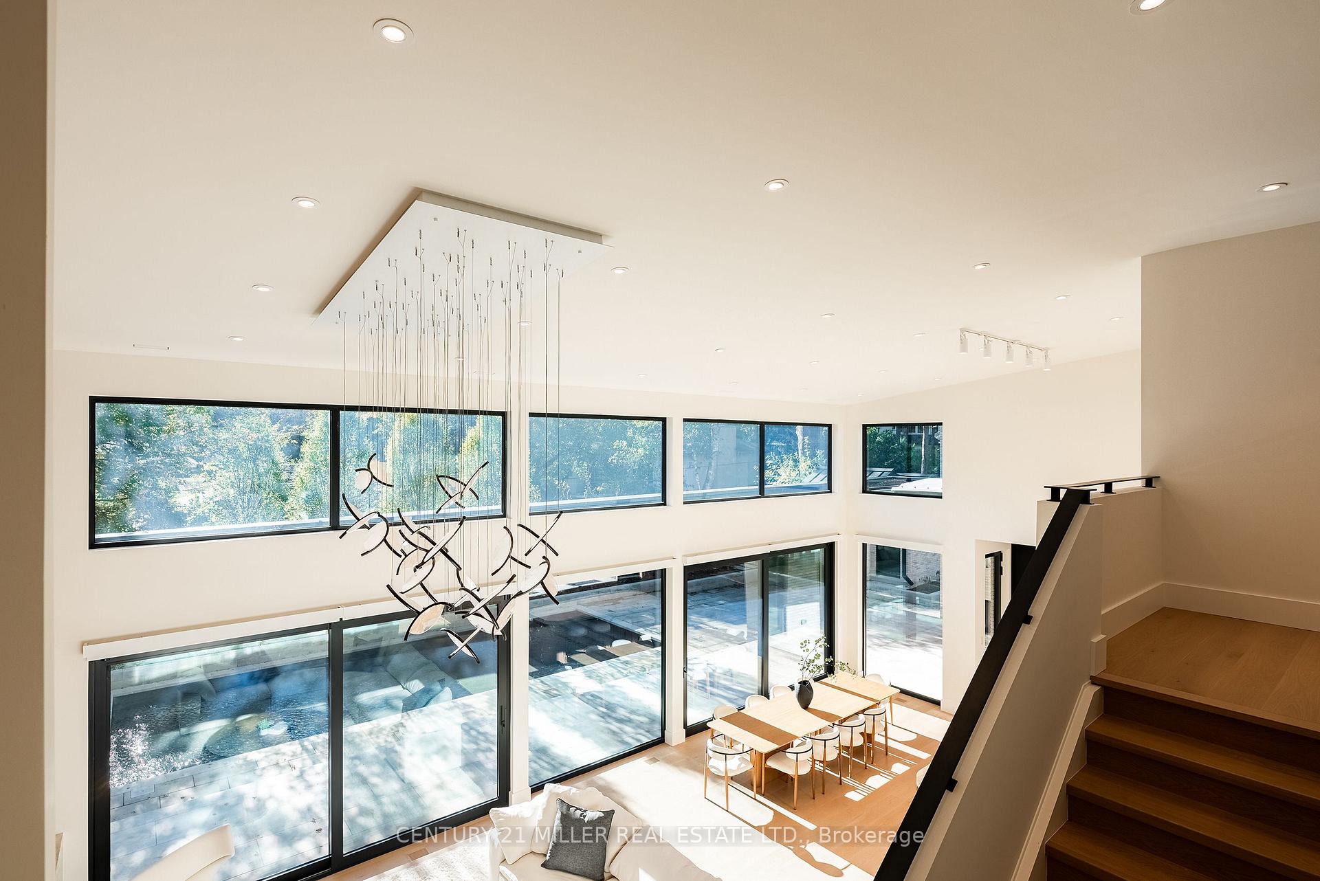 Photo 27 of 222 Burgundy Drive, Oakville, Morrison — HOMEH