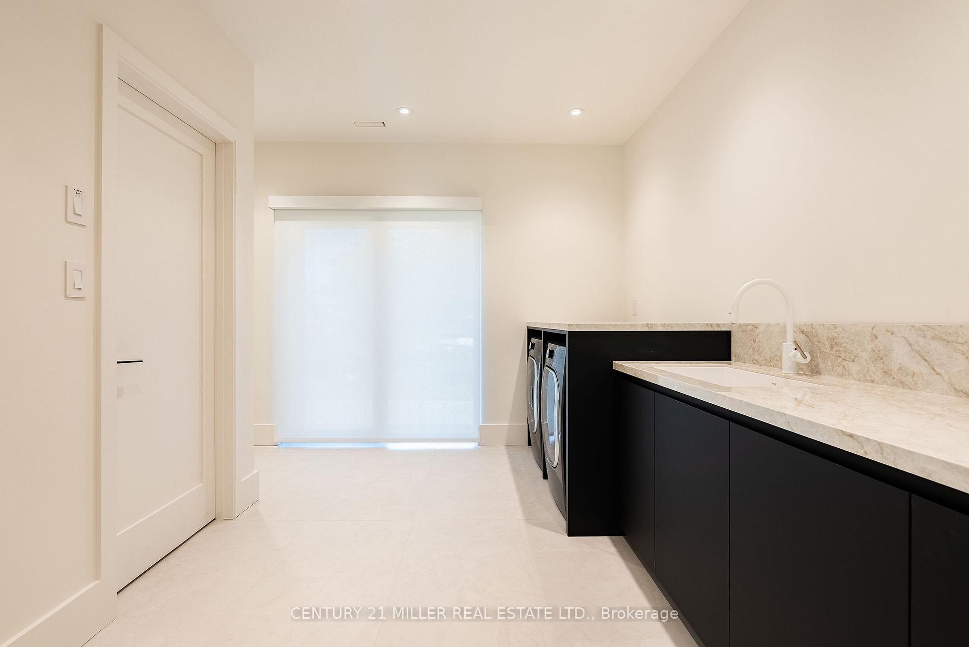 Photo 34 of 222 Burgundy Drive, Oakville, Morrison — HOMEH