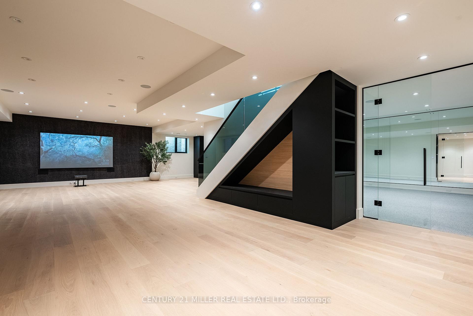 Photo 37 of 222 Burgundy Drive, Oakville, Morrison — HOMEH