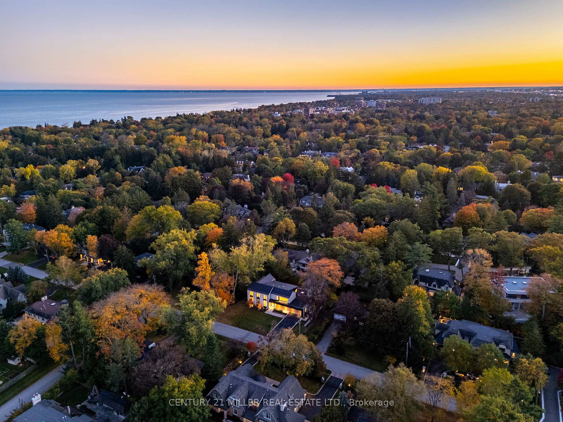 Photo 51 of 222 Burgundy Drive, Oakville, Morrison — HOMEH