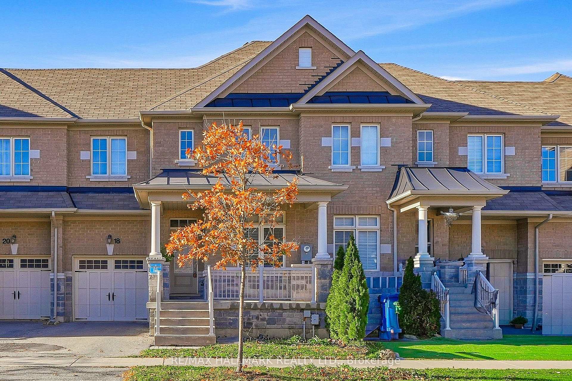 Photo 1 of 18 Trentonian Street, Brampton, Sandringham-Wellington North — HOMEH