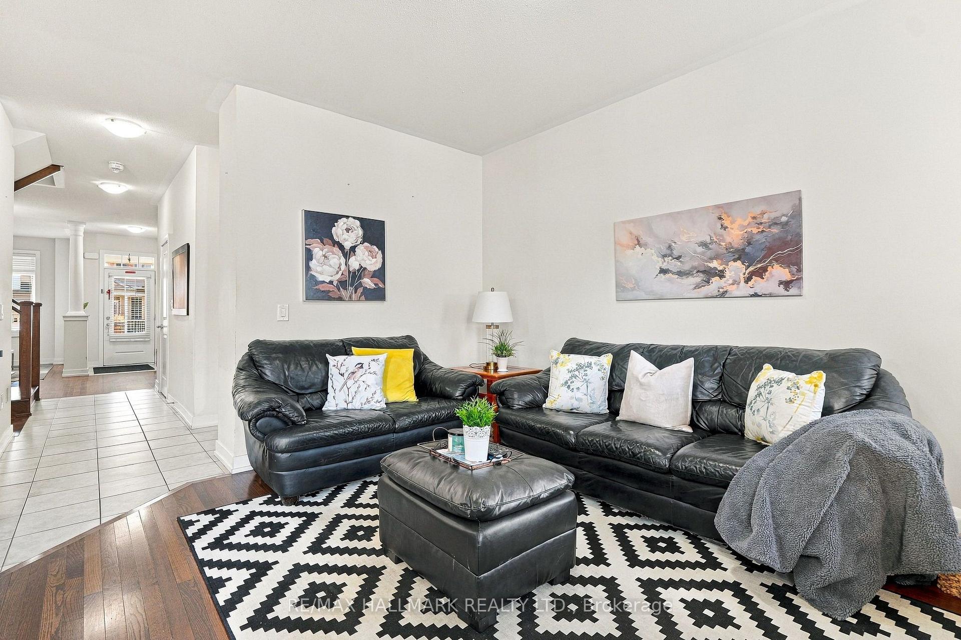 Photo 18 of 18 Trentonian Street, Brampton, Sandringham-Wellington North — HOMEH