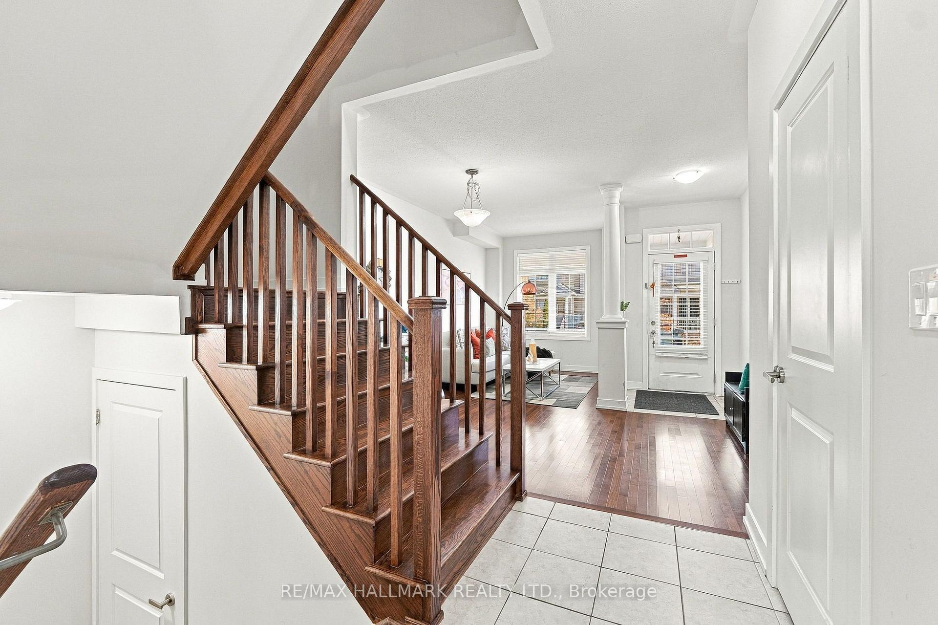 Photo 20 of 18 Trentonian Street, Brampton, Sandringham-Wellington North — HOMEH