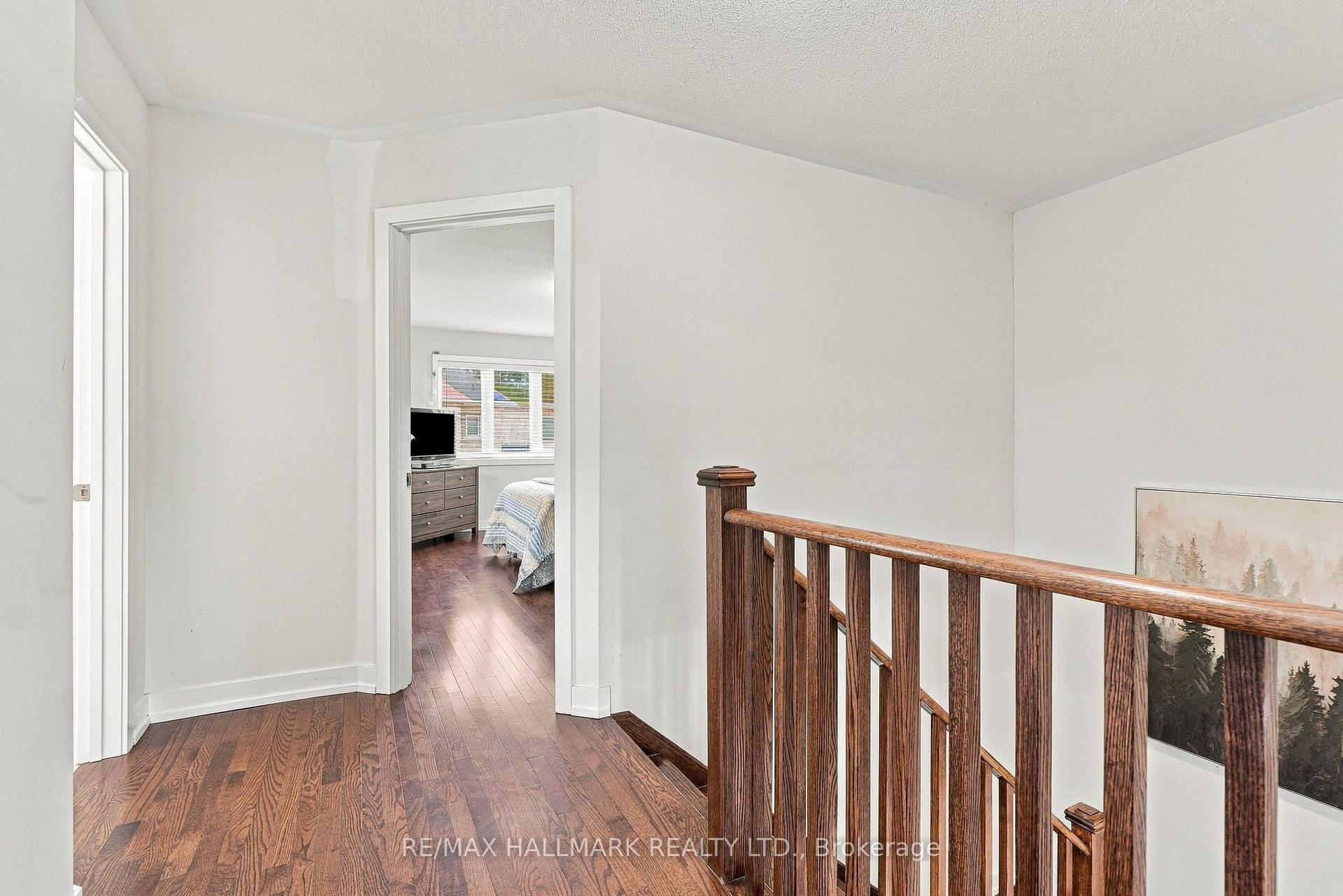 Photo 21 of 18 Trentonian Street, Brampton, Sandringham-Wellington North — HOMEH