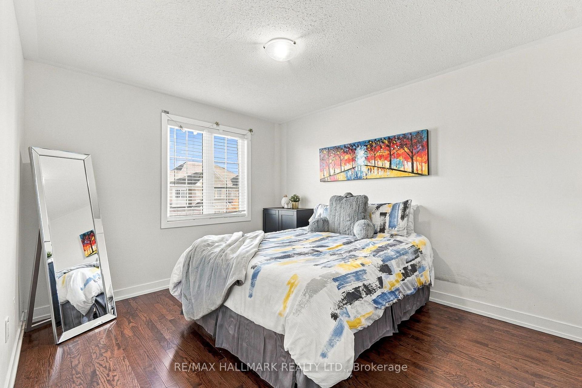 Photo 32 of 18 Trentonian Street, Brampton, Sandringham-Wellington North — HOMEH