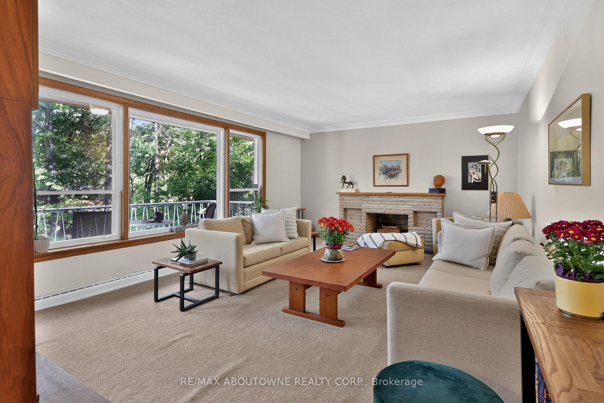 Photo 13 of 2086 Glenforest Crescent, Oakville, Ford — HOMEH