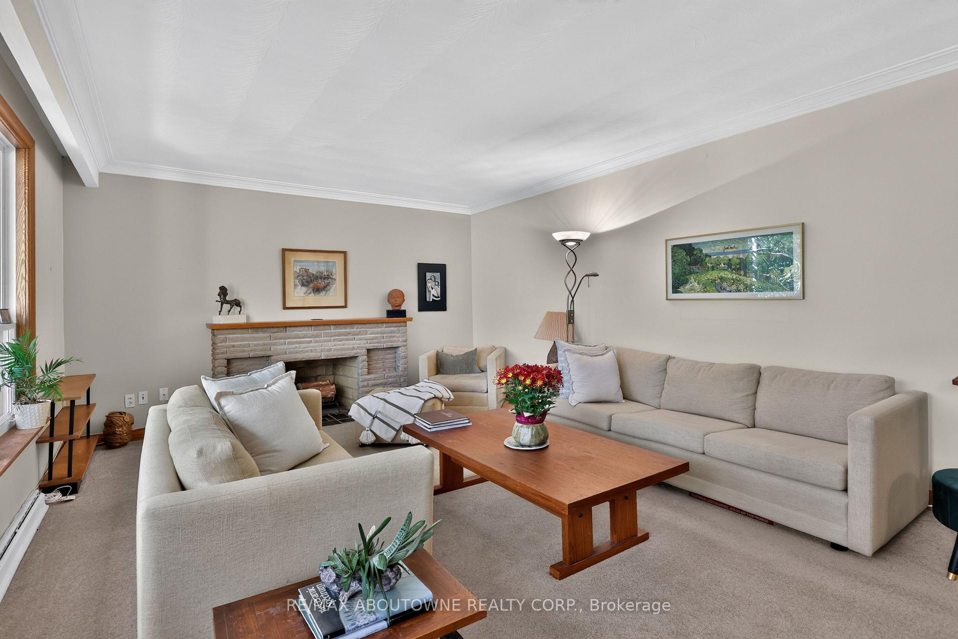 Photo 15 of 2086 Glenforest Crescent, Oakville, Ford — HOMEH
