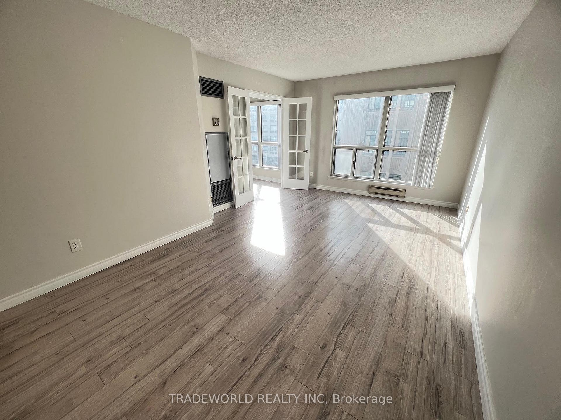 Photo 2 of Unit 808, 7 Carlton Street, Toronto, Church-Yonge Corridor — HOMEH