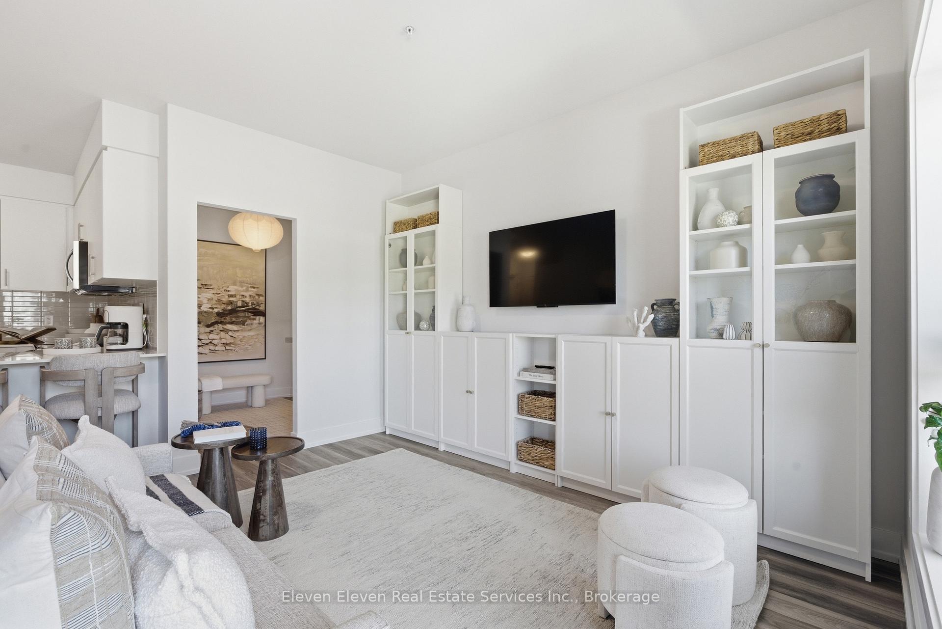 Photo 4 of Unit 605, 1000 Lackner Place, Kitchener — HOMEH