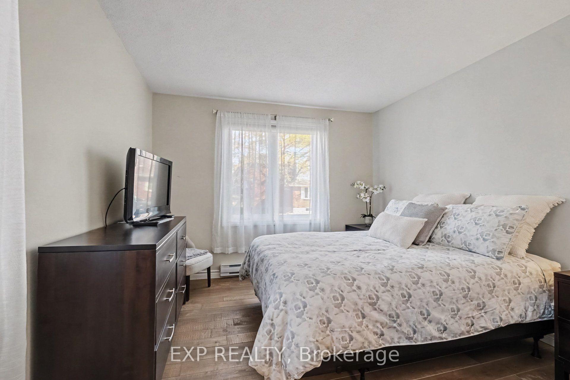 Photo 10 of Unit 102, 505 Canteval Terrace, Ottawa, Fallingbrook/Pineridge — HOMEH