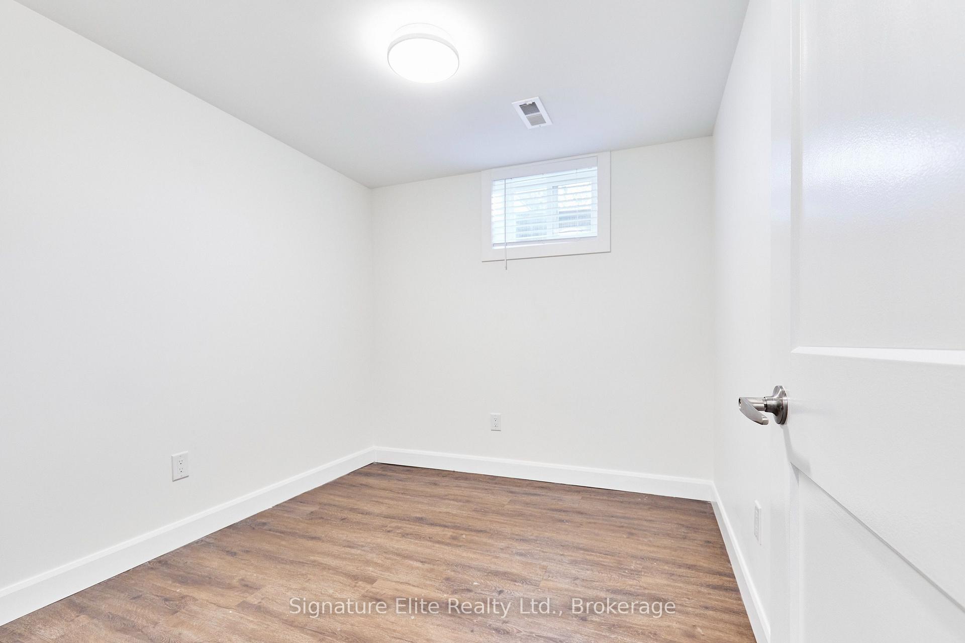 Photo 7 of Unit Bsmt, 44 Farmbrook Road, Scarborough, Woburn — HOMEH