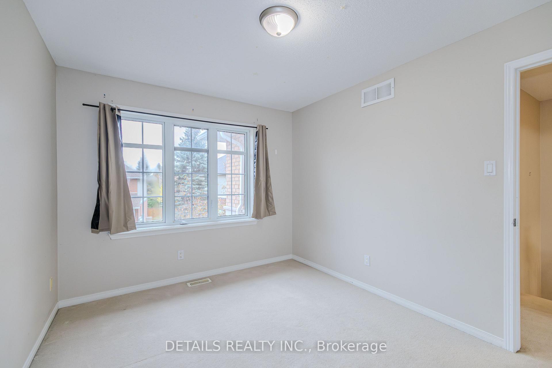 Photo 24 of 143 Gatespark Private, Ottawa, Kanata - Kanata Lakes/Heritage Hills — HOMEH