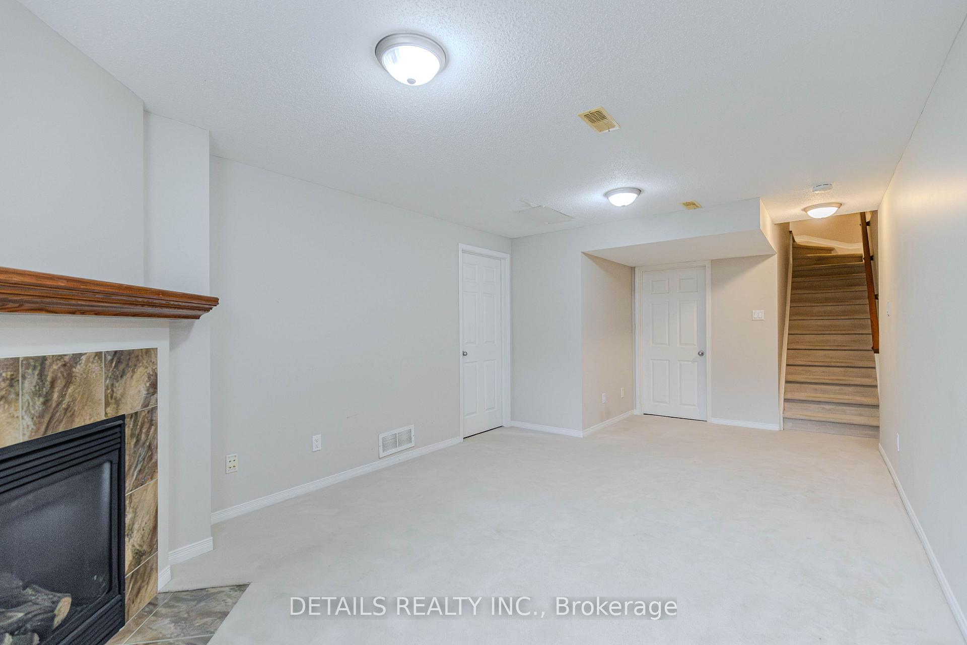 Photo 29 of 143 Gatespark Private, Ottawa, Kanata - Kanata Lakes/Heritage Hills — HOMEH