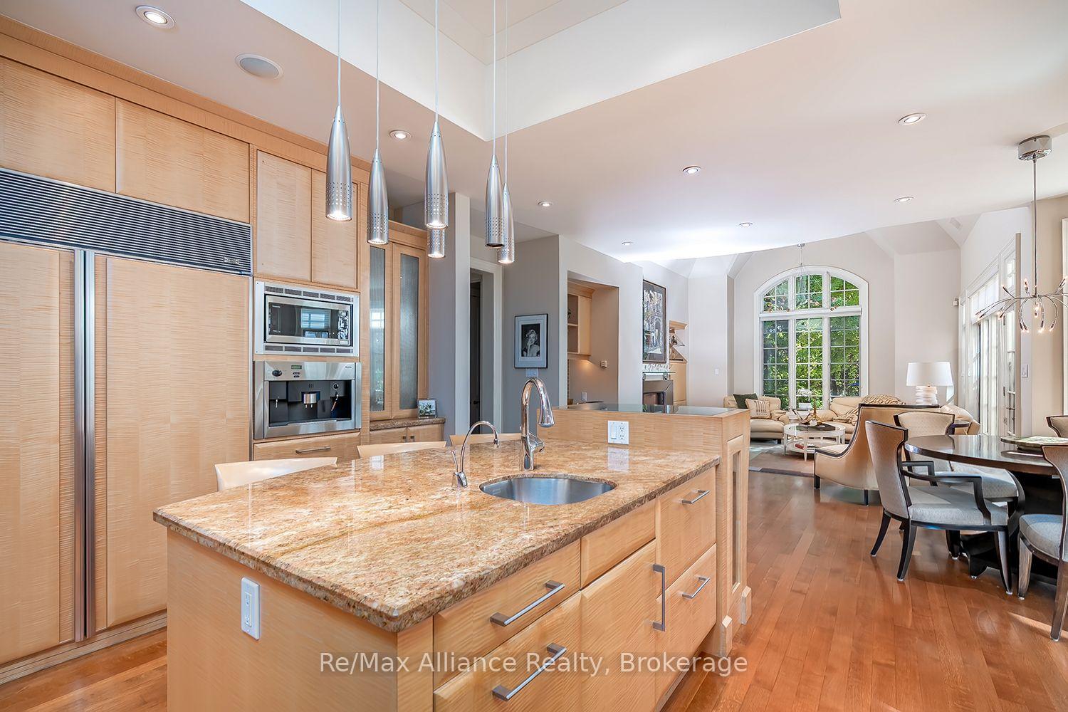 Photo 11 of 1426 Lakeshore Road E, Oakville, Bronte Creek — HOMEH