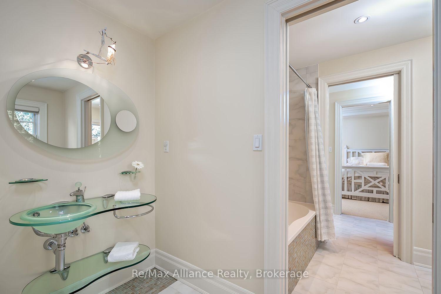 Photo 32 of 1426 Lakeshore Road E, Oakville, Bronte Creek — HOMEH