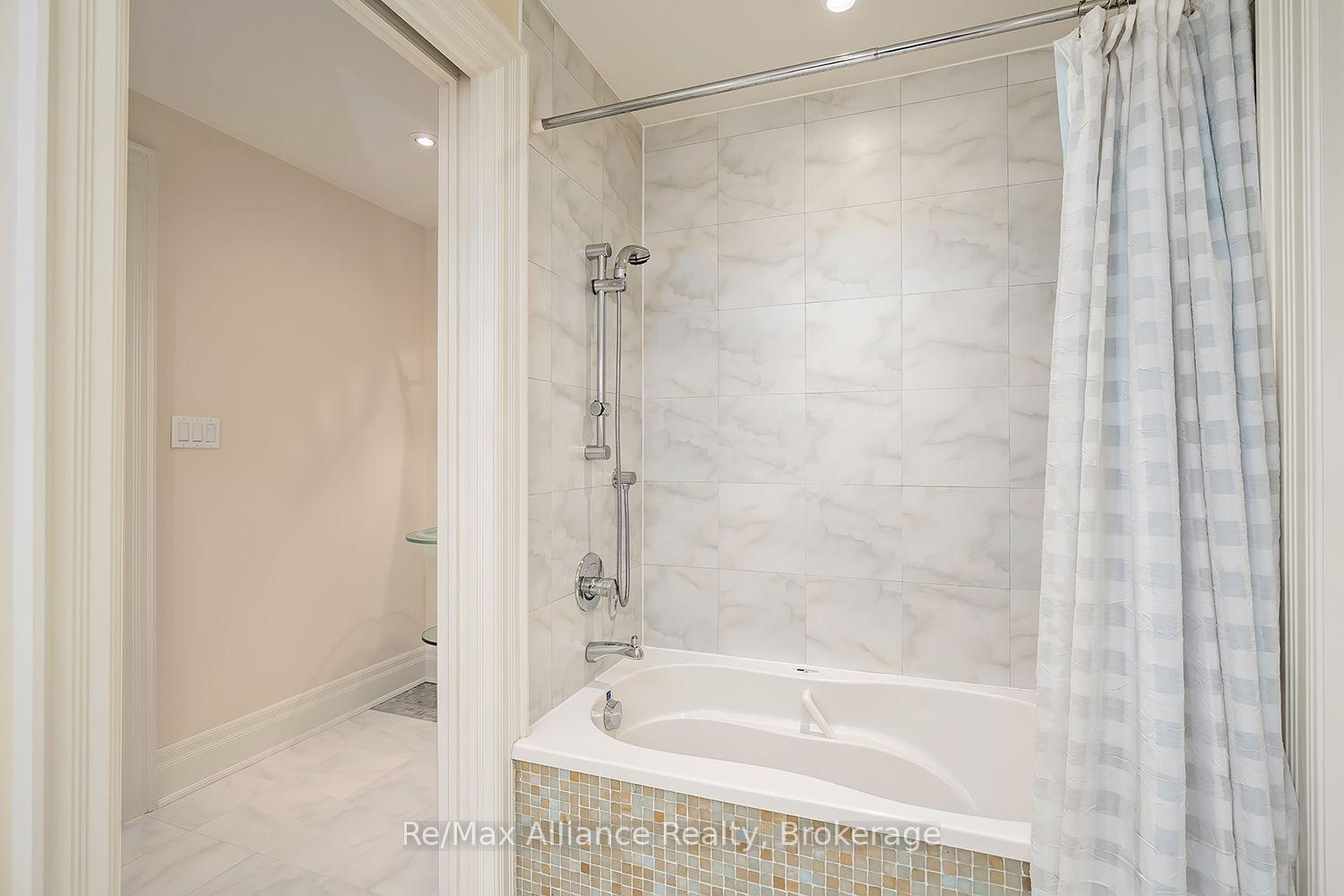Photo 33 of 1426 Lakeshore Road E, Oakville, Bronte Creek — HOMEH