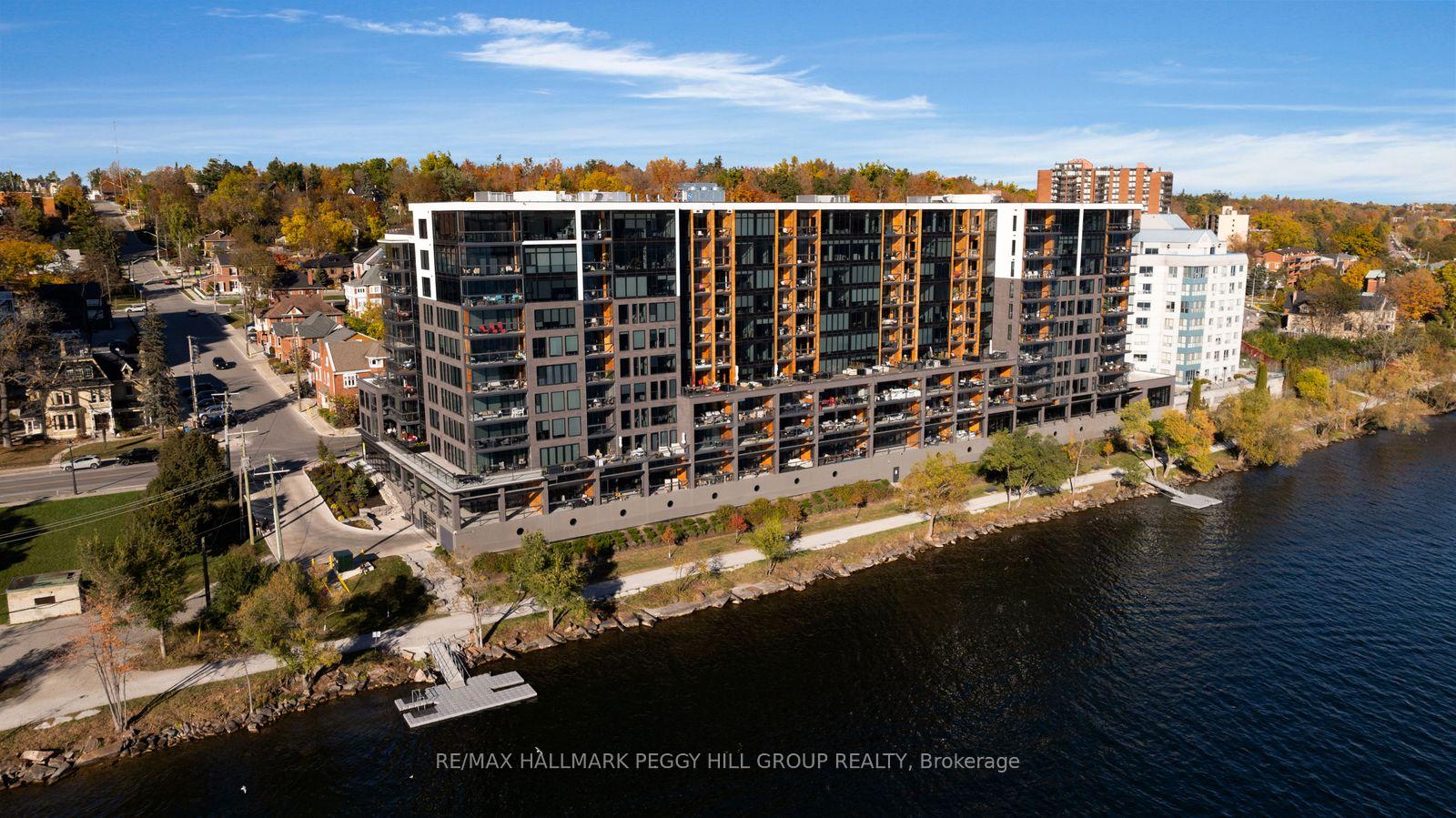 Photo of Unit 702, 185 Dunlop Street E