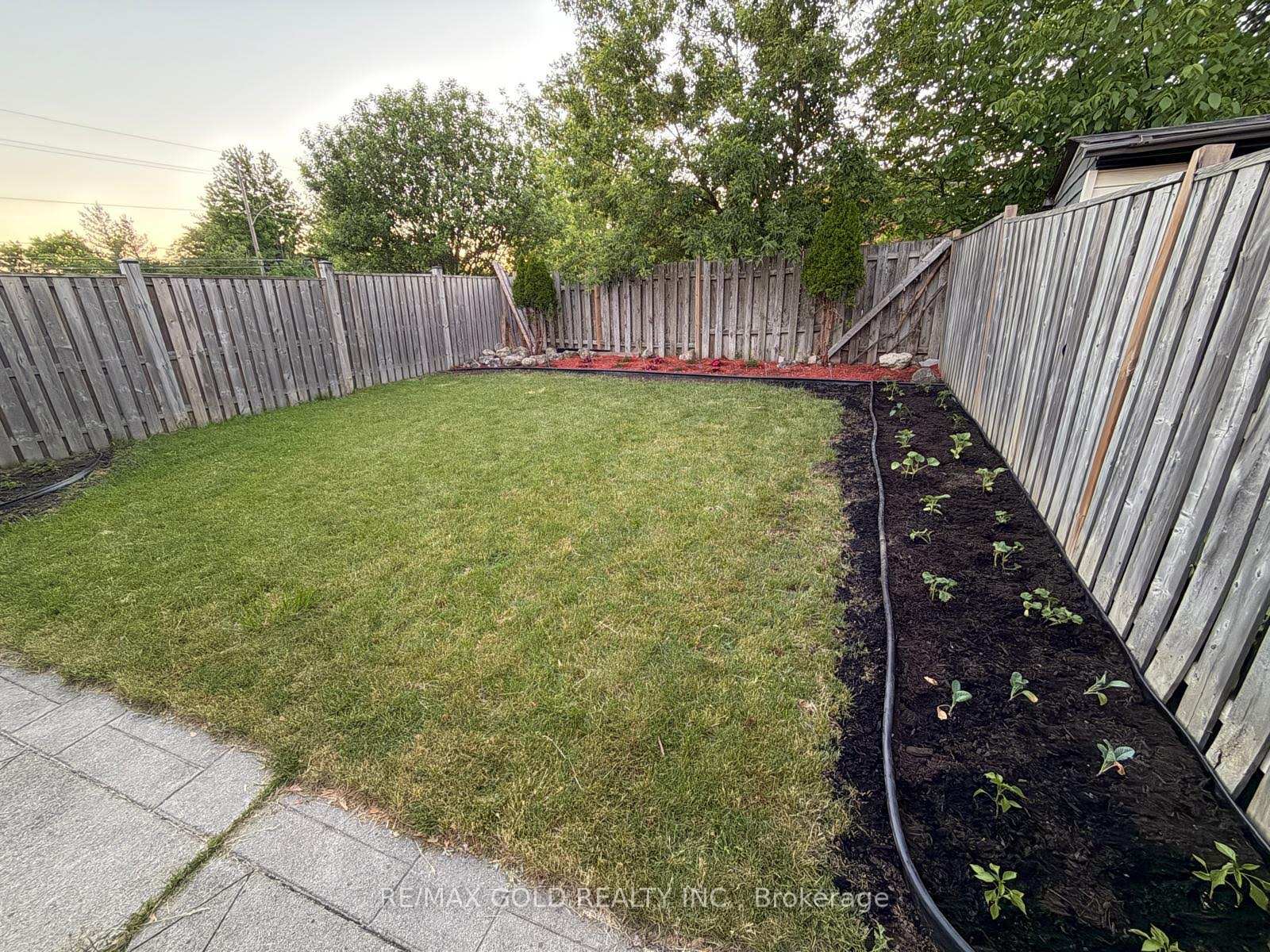 Photo 15 of 210 Harold Street, Brampton, Brampton South — HOMEH