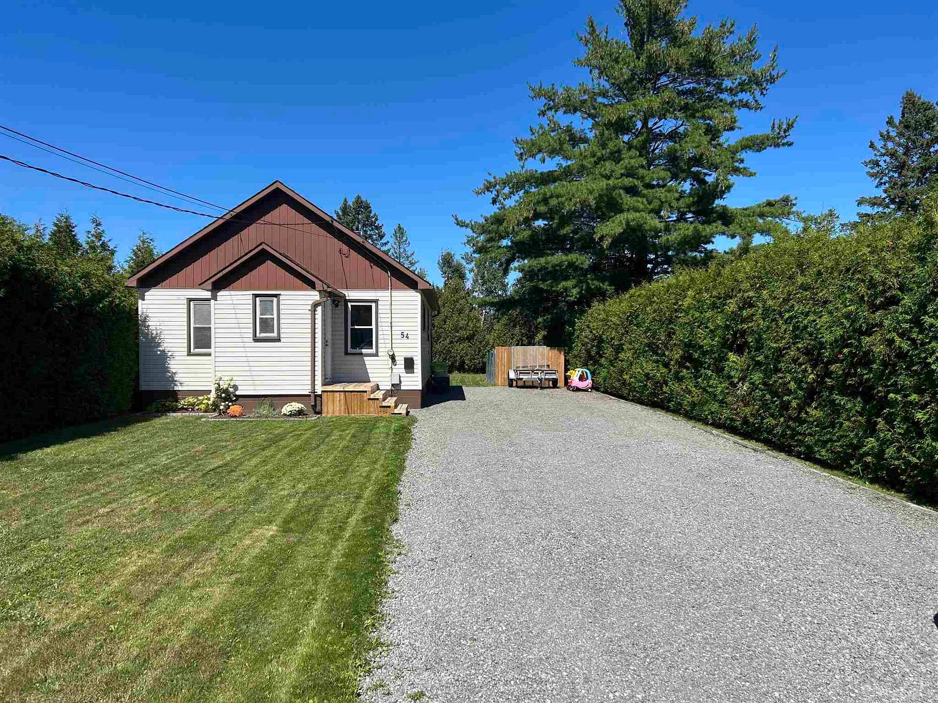 Photo 1 of 54 Killarney Road, Sault Ste Marie, Ward 3 — HOMEH