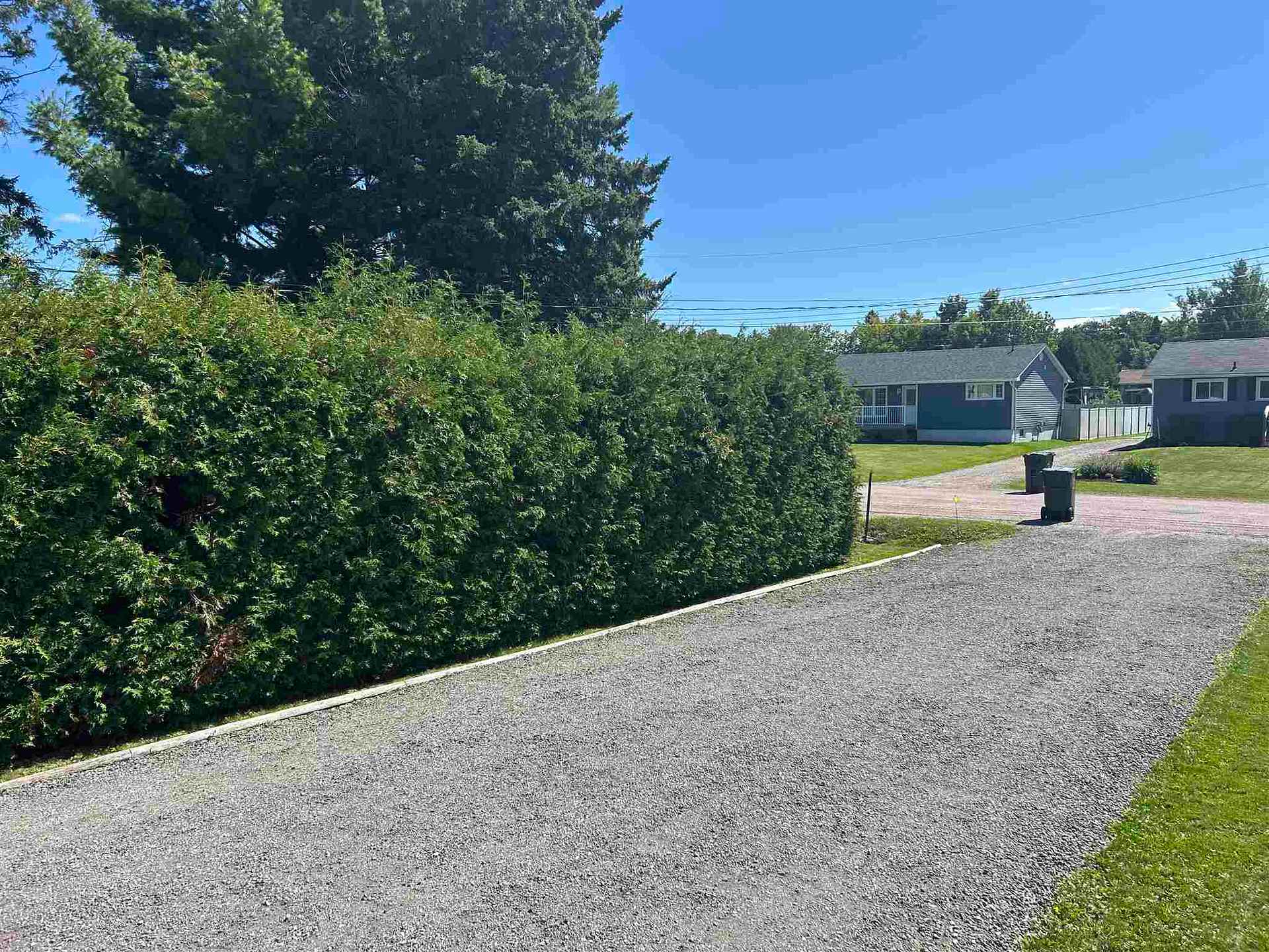 Photo 3 of 54 Killarney Road, Sault Ste Marie, Ward 3 — HOMEH
