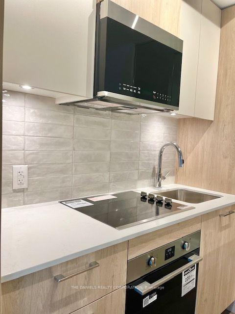 Photo 6 of Unit 652, 30 Dreamers Way, Toronto, Regent Park — HOMEH