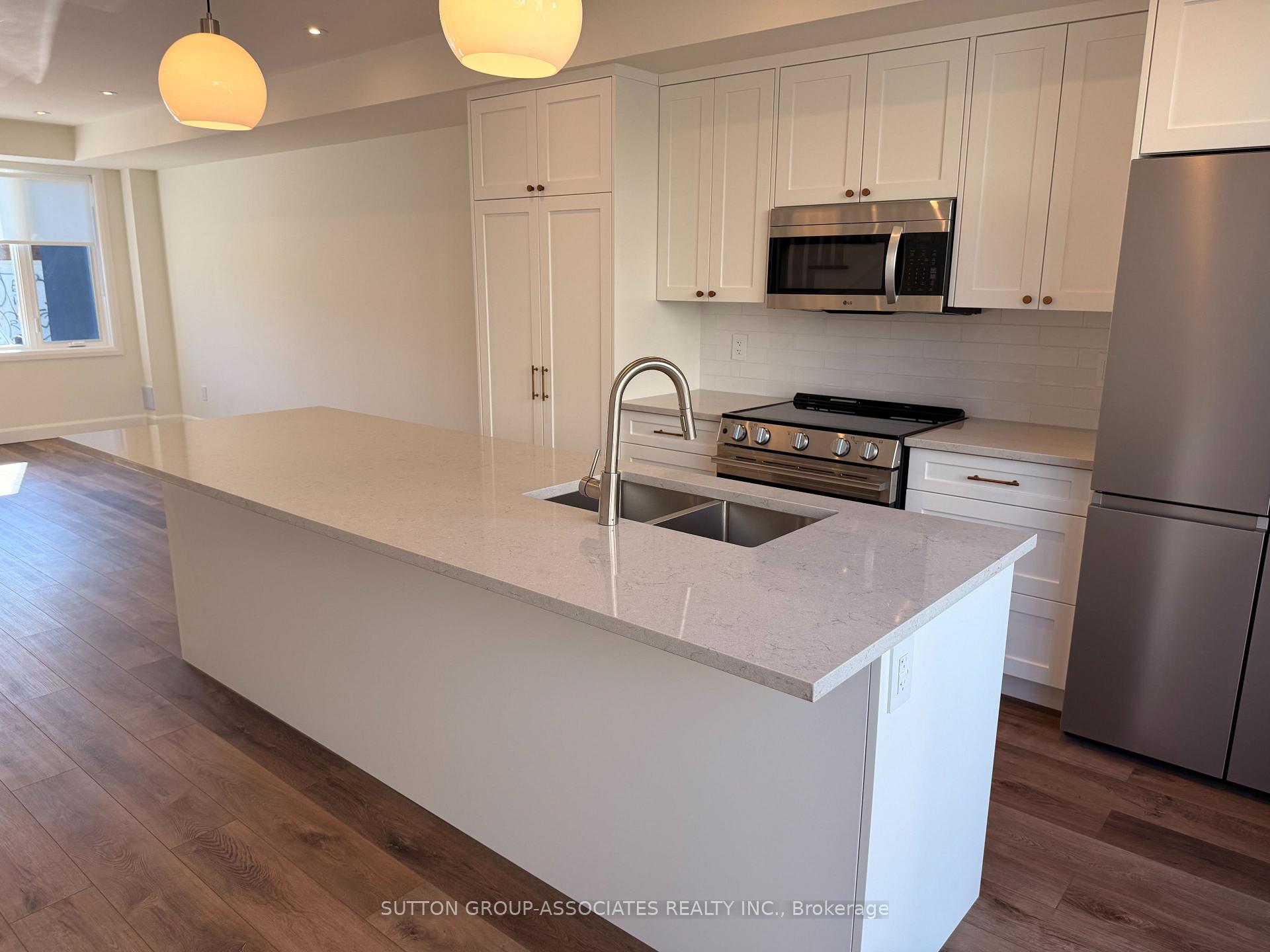 Photo 10 of Unit Laneway Unit, 29 Earnscliffe Road, Toronto, Oakwood Village — HOMEH