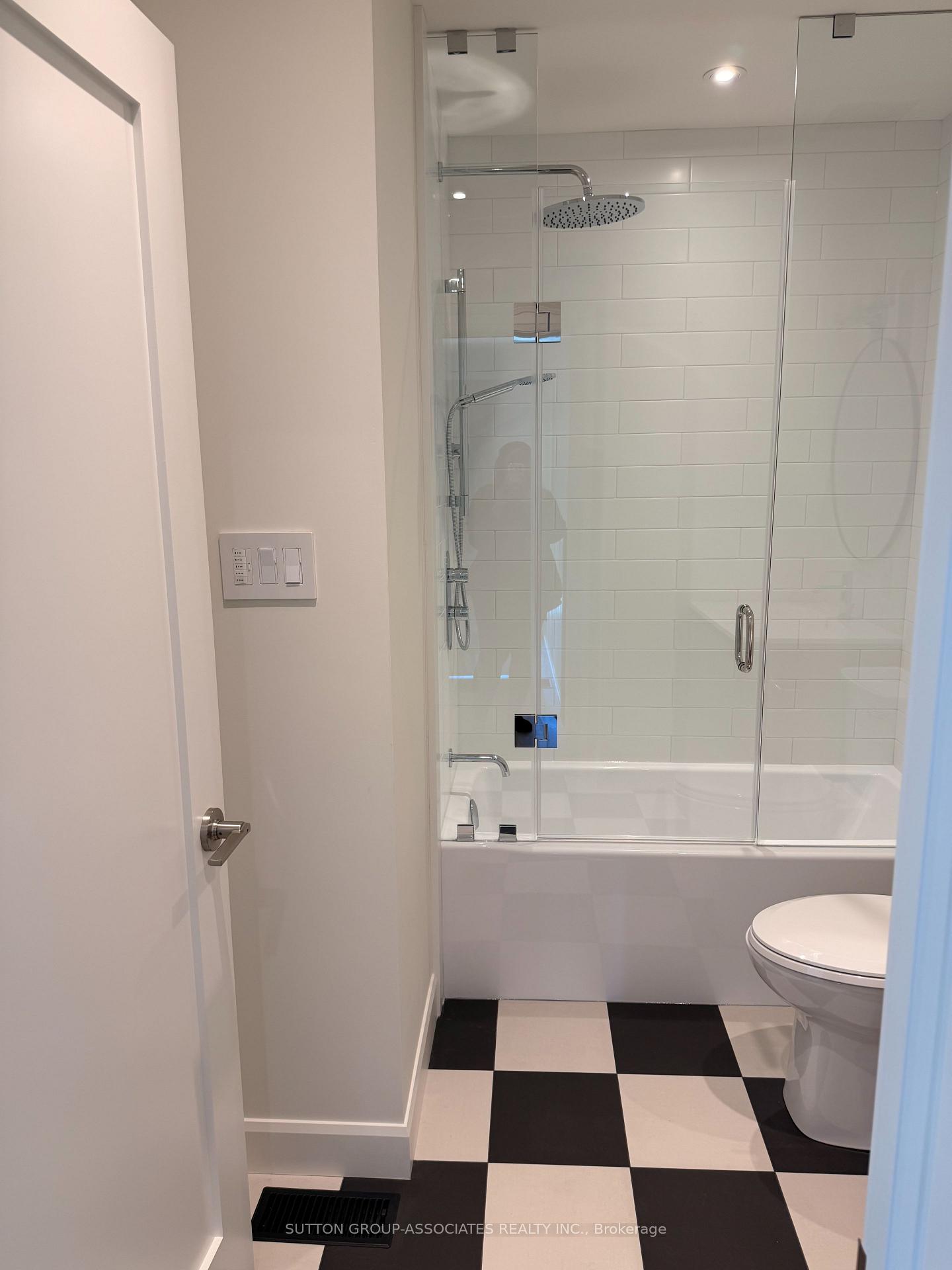 Photo 23 of Unit Laneway Unit, 29 Earnscliffe Road, Toronto, Oakwood Village — HOMEH