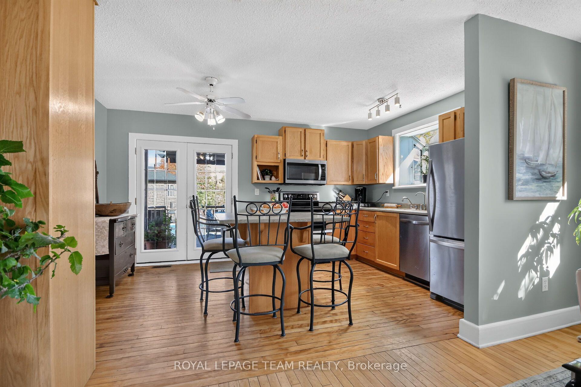 Photo 11 of 3475 Mcbean Street, Ottawa, Richmond — HOMEH