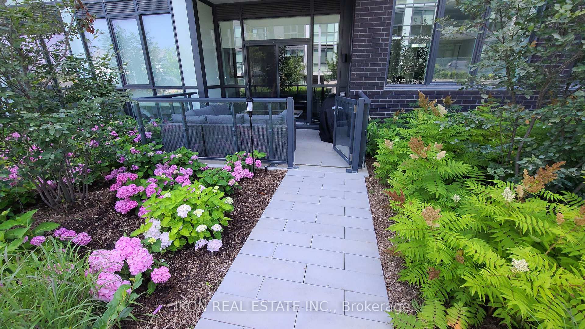 Photo 25 of Unit G16, 415 Sea Ray Avenue, Innisfil, Rural Innisfil — HOMEH