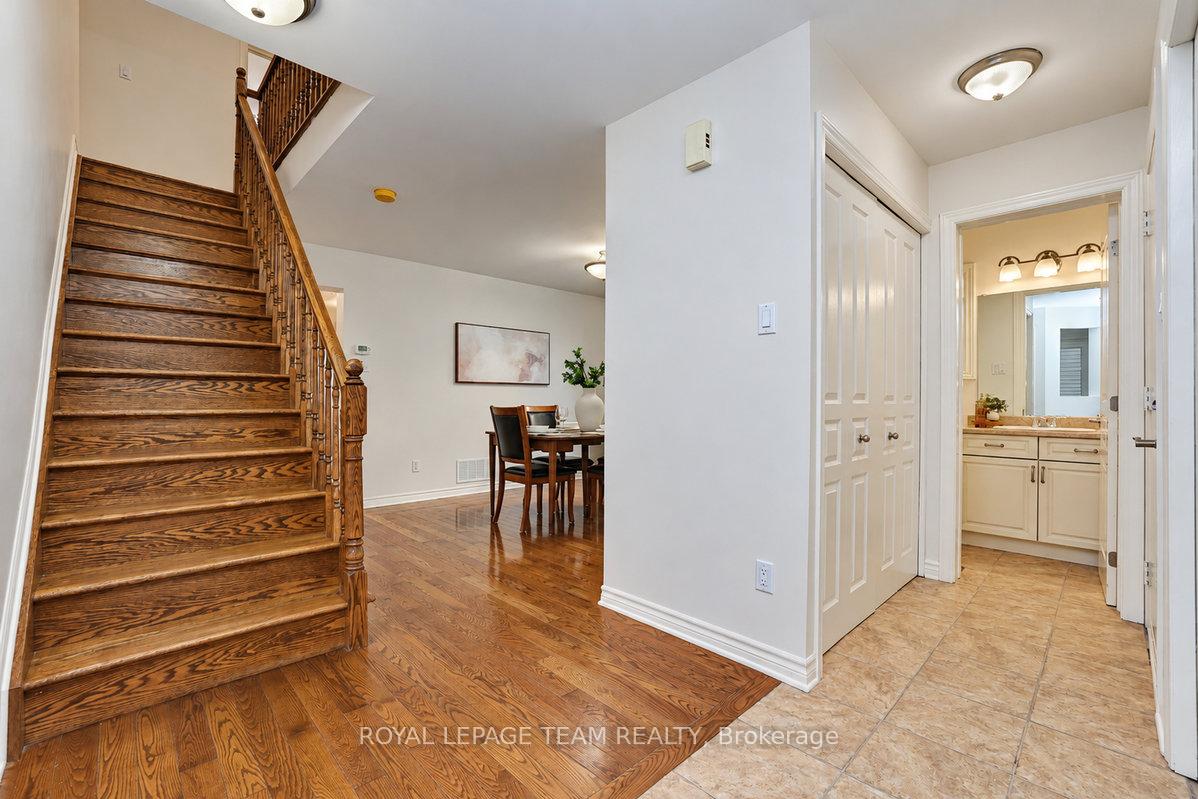 Photo 16 of 18 Wheeler Street, Ottawa, Barrhaven - Cedargrove/Fraserdale — HOMEH