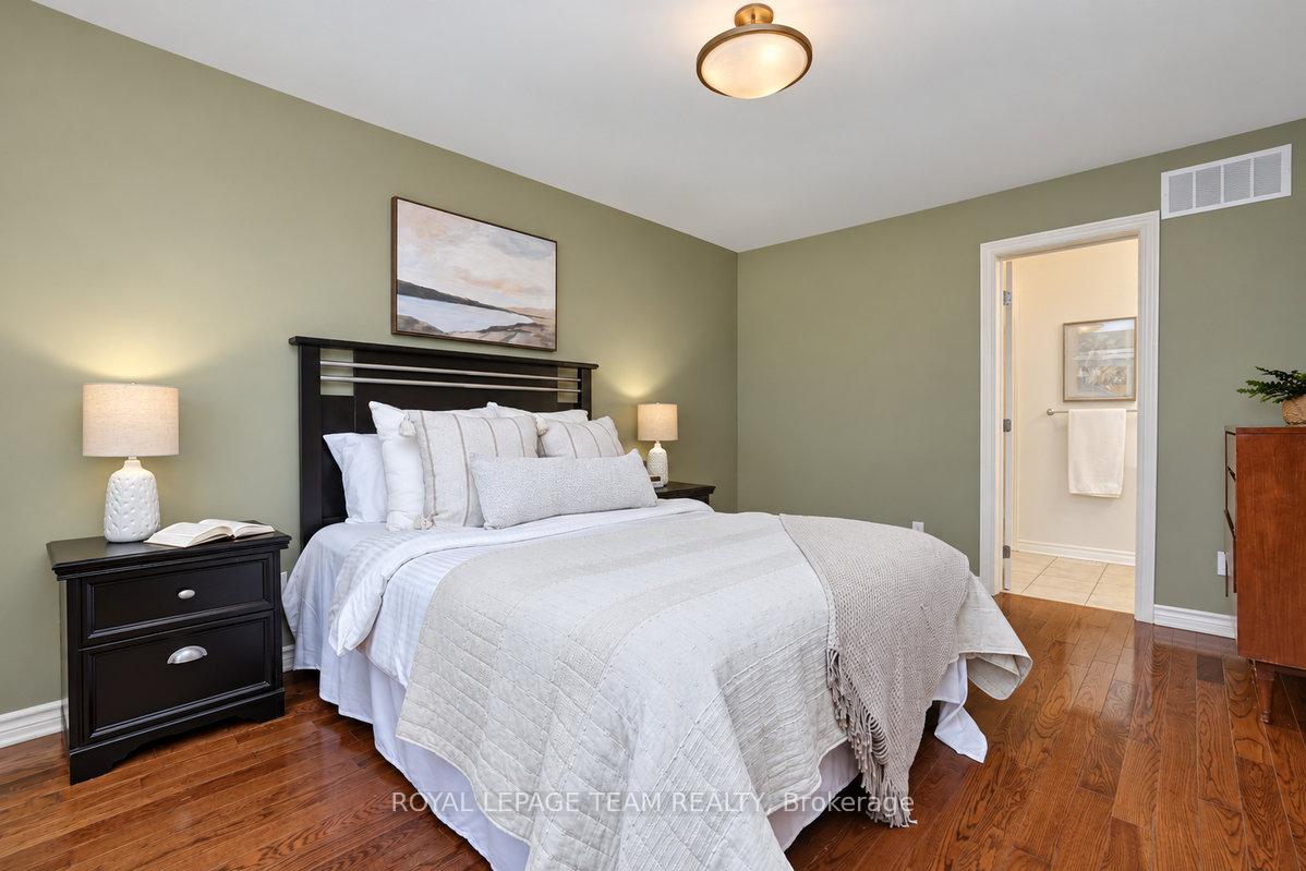 Photo 18 of 18 Wheeler Street, Ottawa, Barrhaven - Cedargrove/Fraserdale — HOMEH