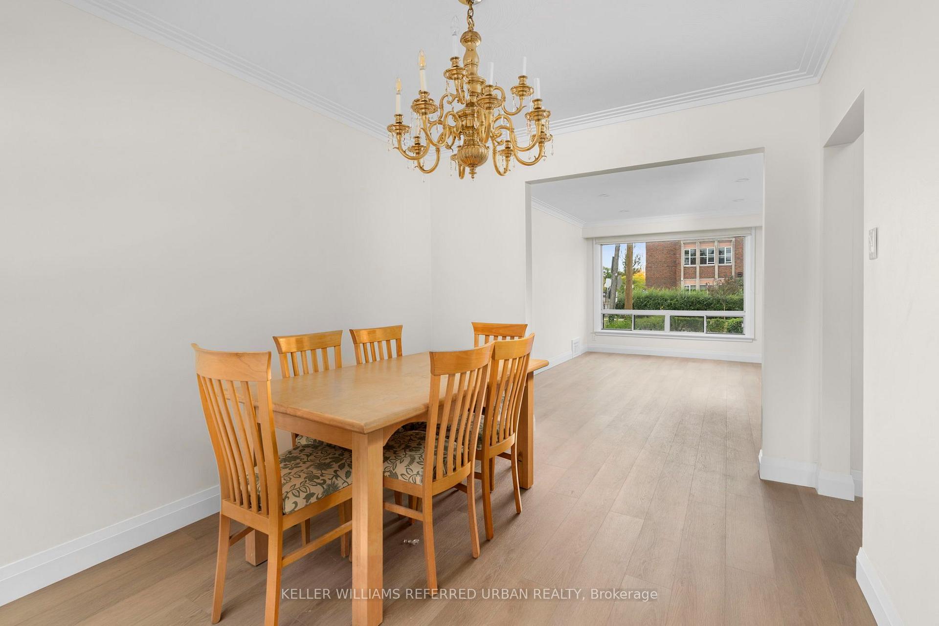 Photo 14 of 3 Duckworth Street, North York, Brookhaven-Amesbury — HOMEH